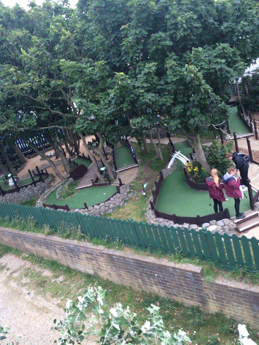 Jurassic Adventure Golf (The Needles)