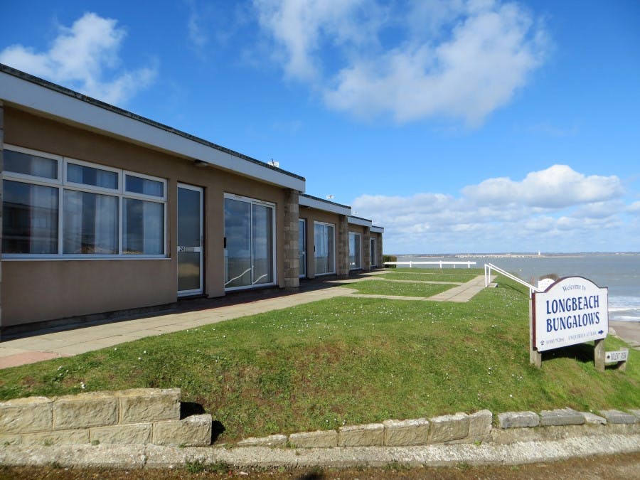 Longbeach self-catering holidays at colwell bay